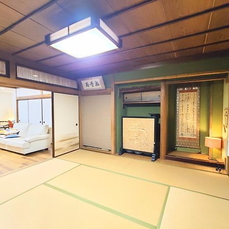 Appartement Base Ōsaka Extérieur photo